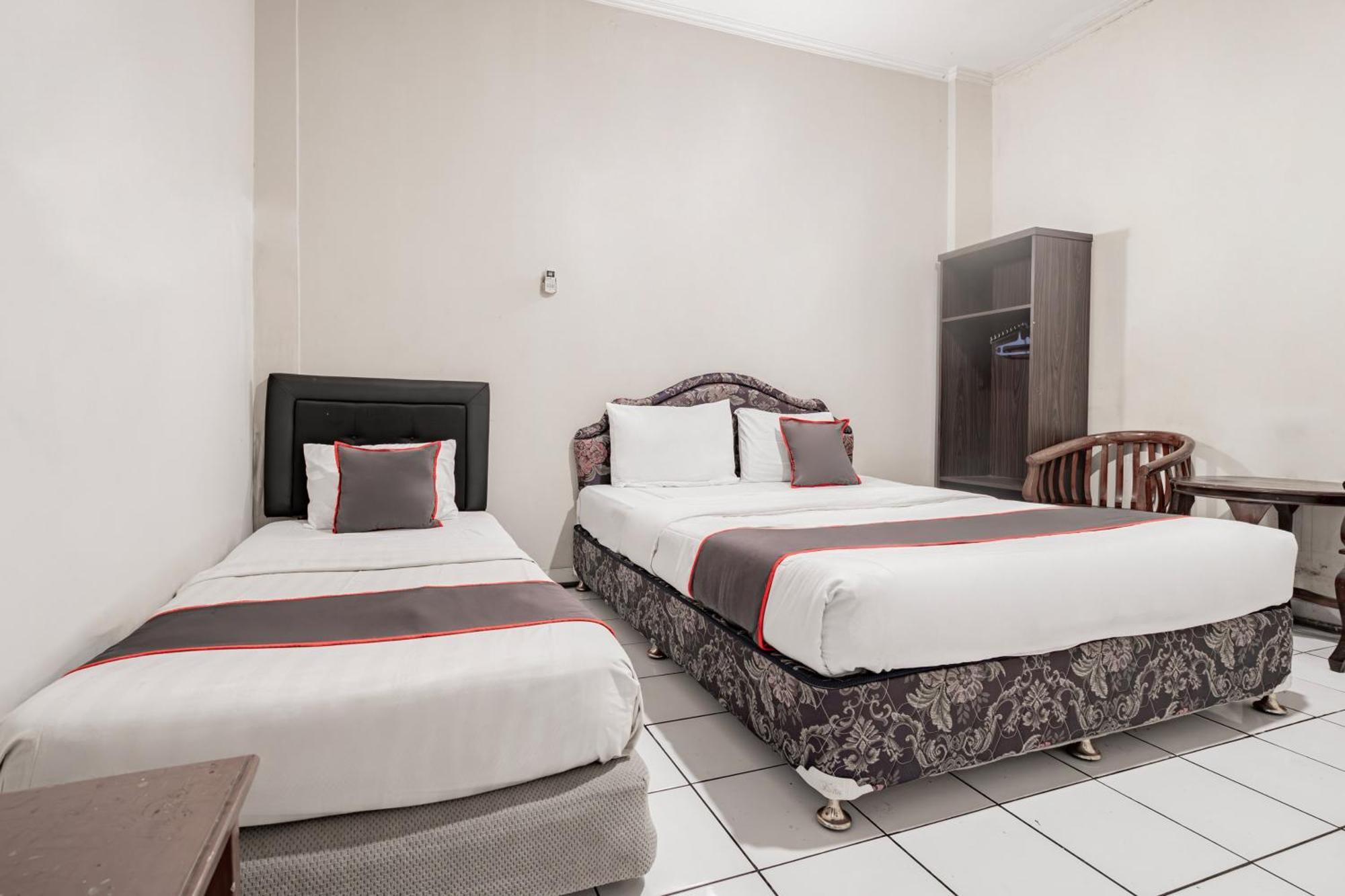 Collection O Hotel Sanira Bandung Ngoại thất bức ảnh